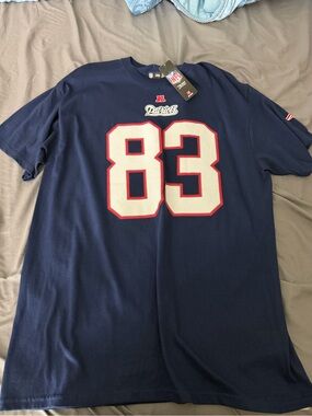 NFL Patriots Navy Short Sleeve #83 Tee with White & Red Accents